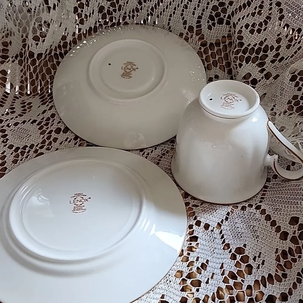 Lenox Bone china 'Hannah' Gold Band Debut Collection